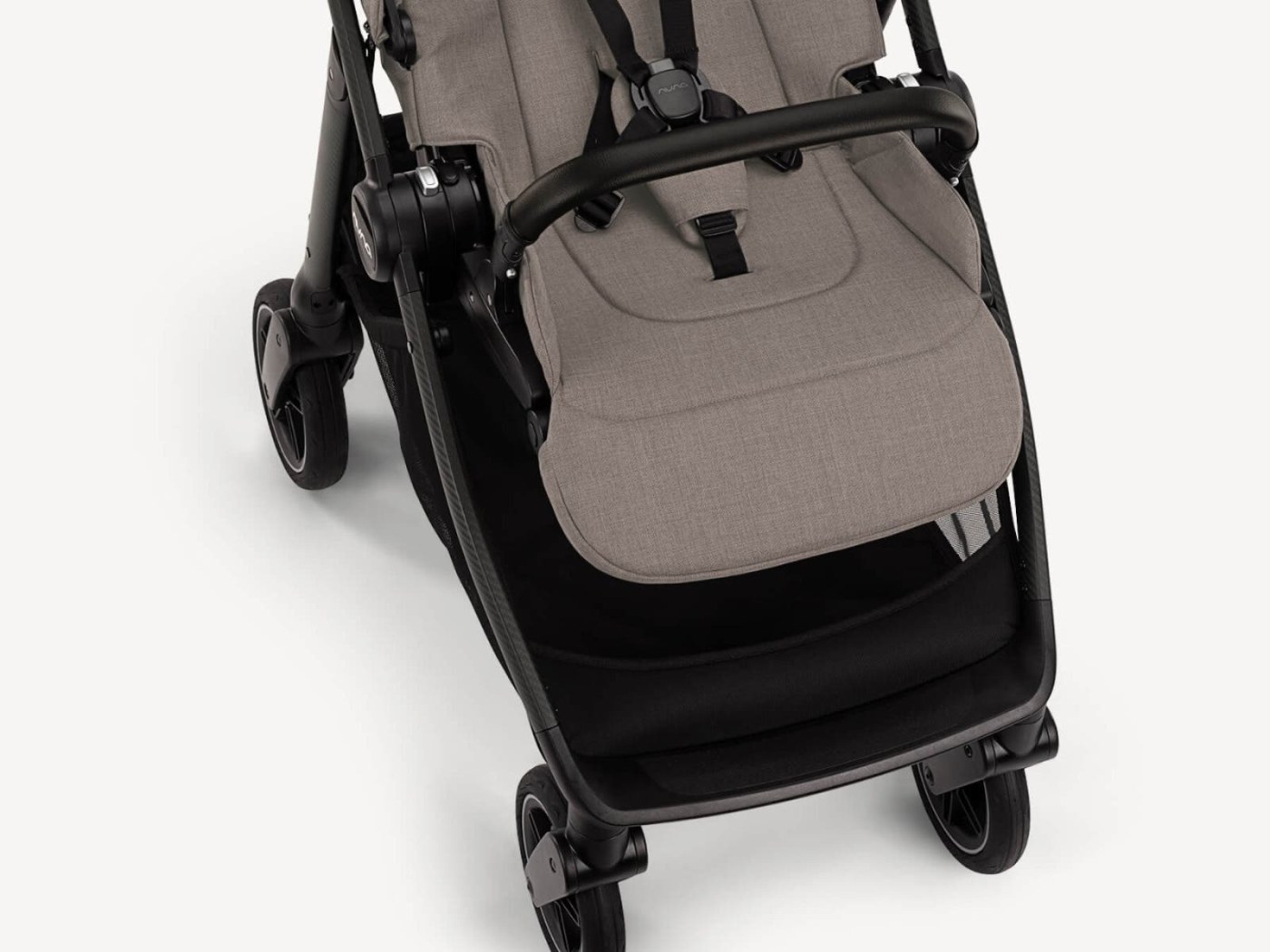 Nuna SWIV spring suspension seat technology